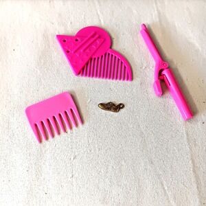 Maxie Doll Accessories Pink Hair Curling Iron Combs Gold Sneaker Charm VTG 80s